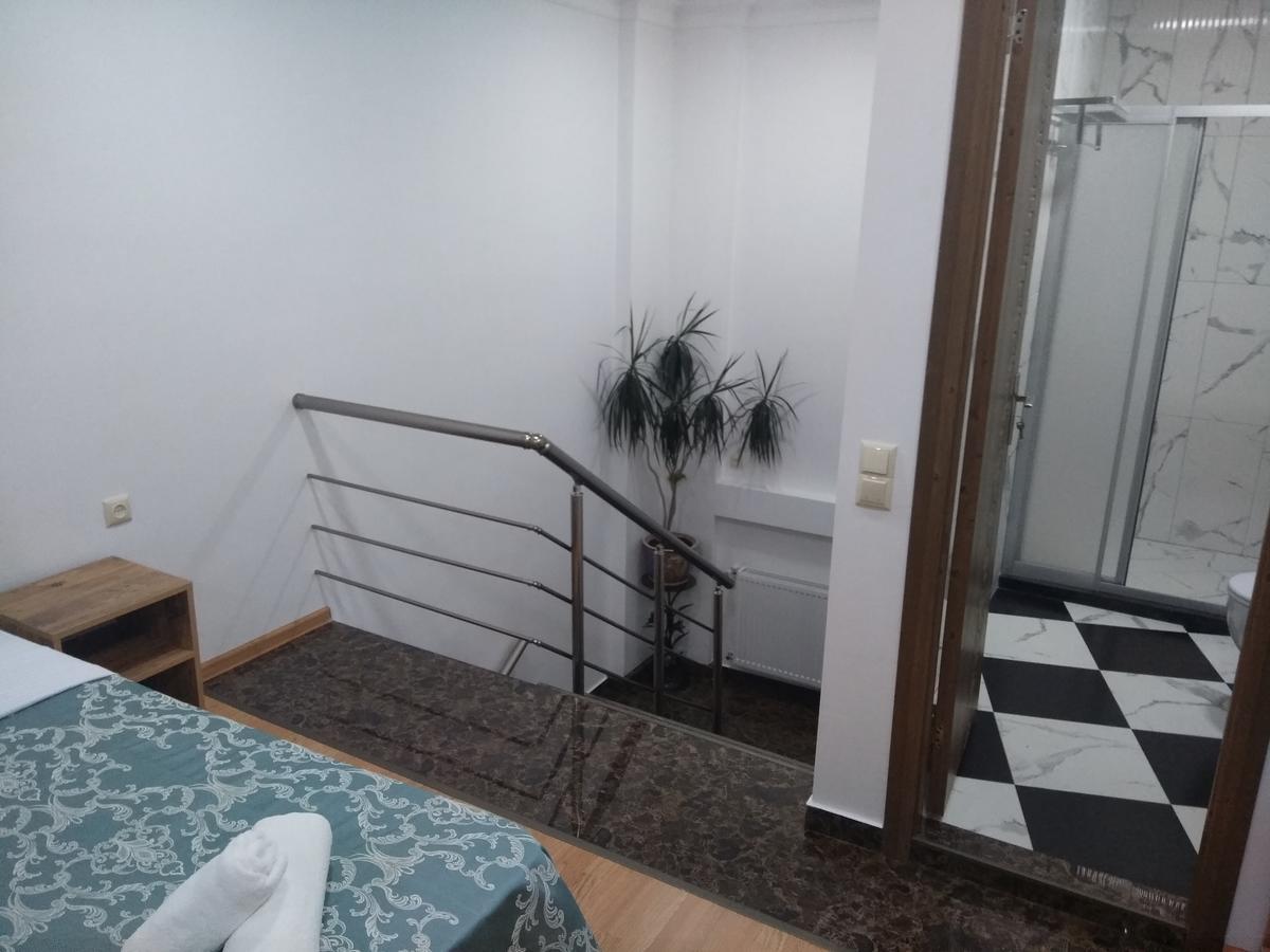 Dzveli Batumi Exterior foto